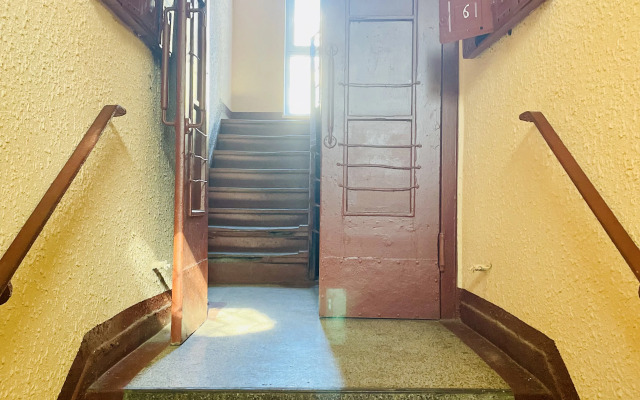 Апартаменты на проспекте Калинина 23