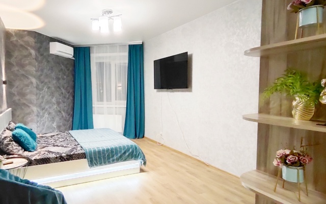 U Dendrarija s vidom na zakaty Flat
