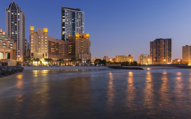 Bahi Ajman Palace Hotel