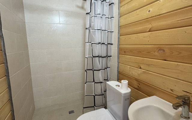 Akatsiya Guest House