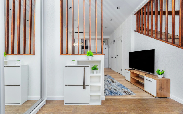 Uyutny Taunkhaus U Morya Flat