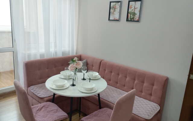 Prestizh near park Galitskogo Apartments