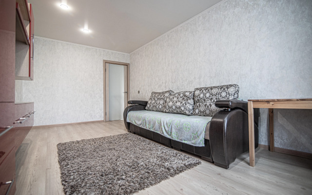 U oblastnoy bolnitsy na 4 cheloveka Flat