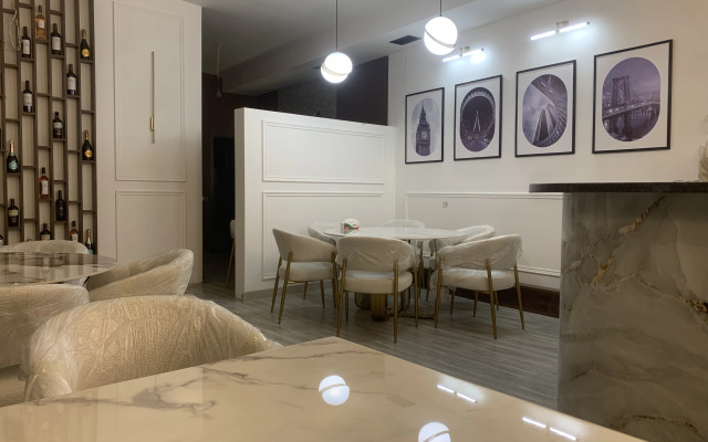 Hotel Maruna