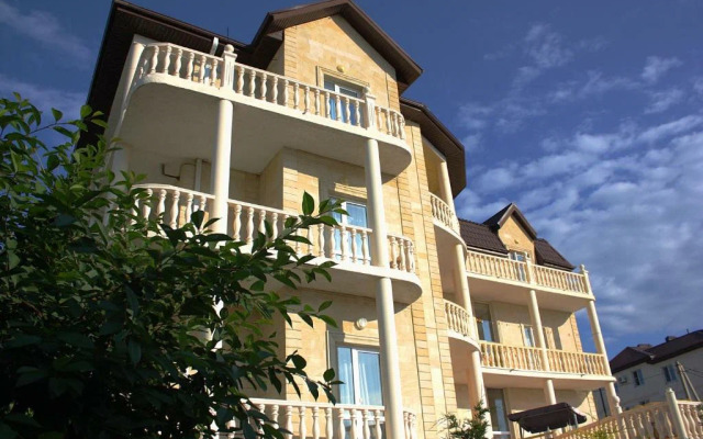 Buhta Udachi Hotel