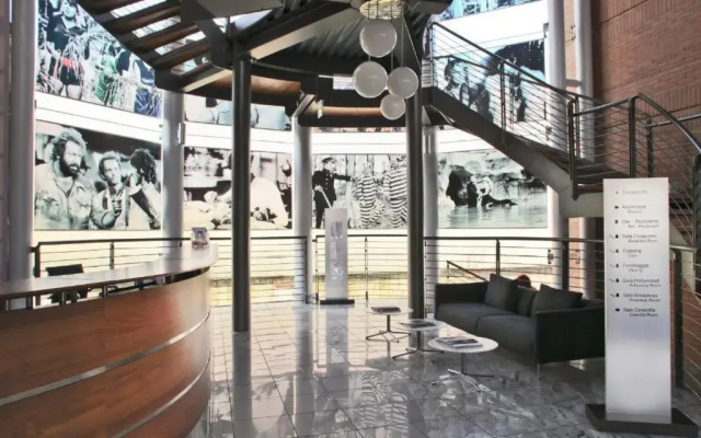 Отель B&B Hotel Milano Cologno