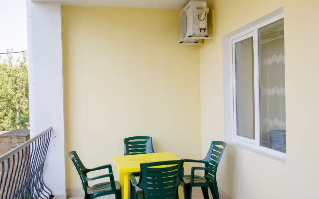 La Rose Guest House