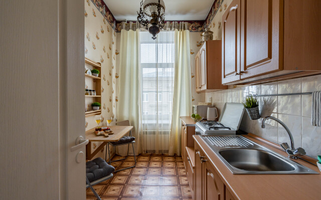 Апартаменты атмосферные SutkiLive в Центре у м. Горьковская