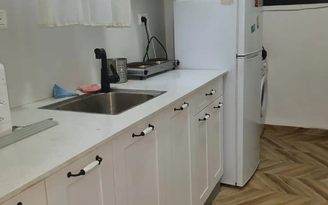 Stilnaya S Mebelyyu Flat