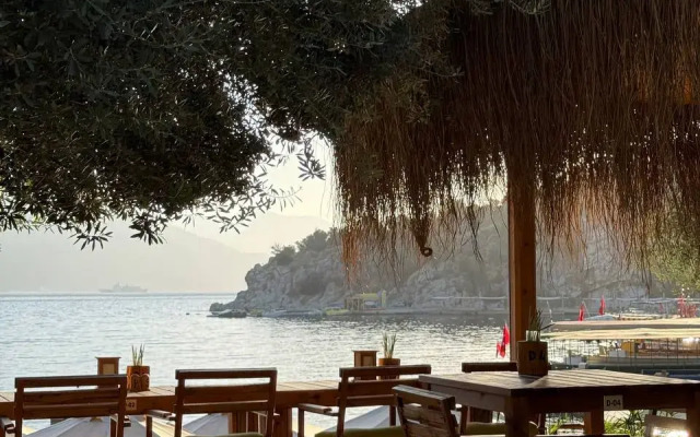 Отель Z-Villas Beach Hotel