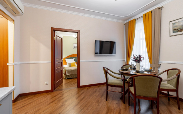 Квартира евро-двухкомнатная просторная с видом на канал