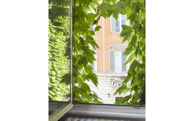 Ivy Romantic In Rome Apartments
