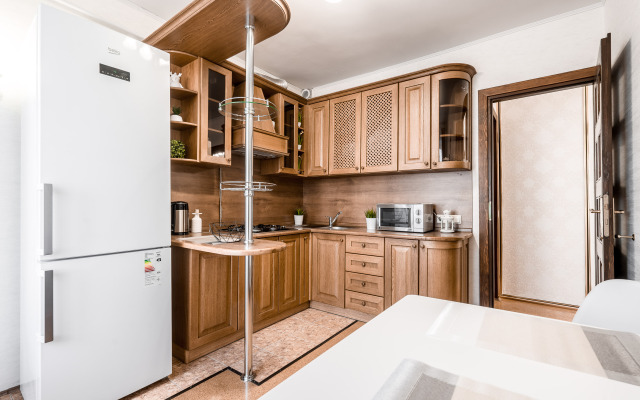 V Tsentre Minska Na Prospekte Nezavisimosti 13 Apartments