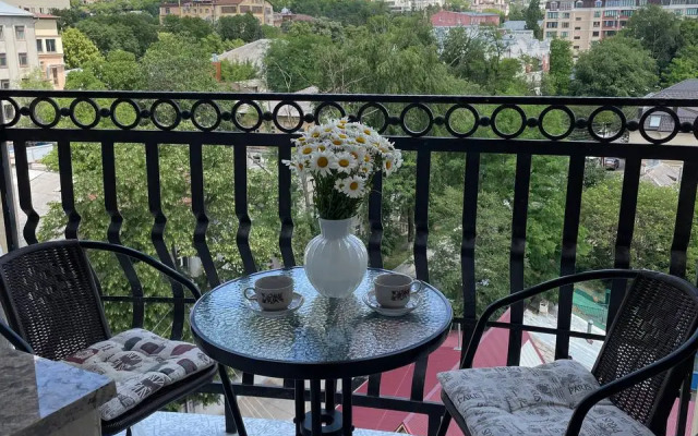 Udachnye Sutki Siren Vlasova 31 Flat