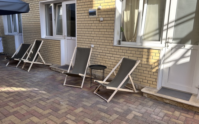 LavHouse Guest House