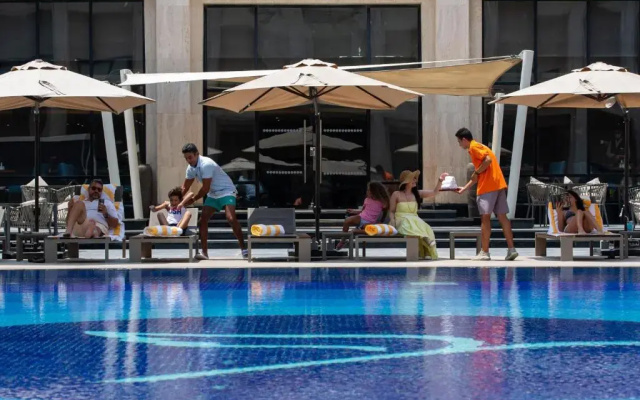 Отель Triumph Luxury Hotel