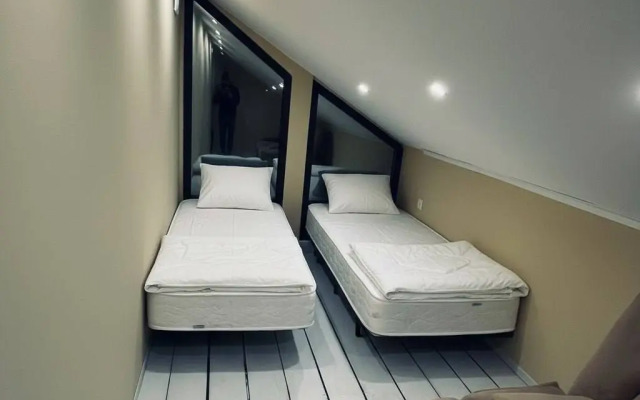 Шале Нахимова западной 66