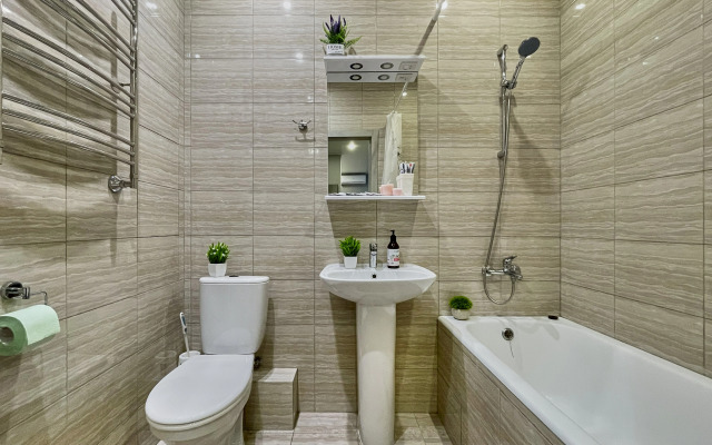 Апартаменты Sunny Days Apartment Оранж Парк 12