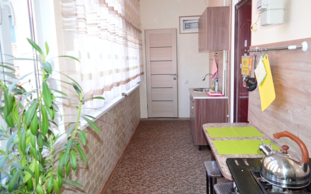 V Rayone Avtovokzala Apartaments