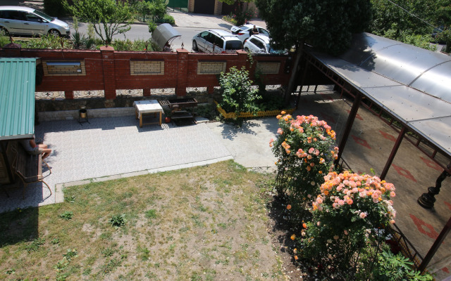 Faina Guest house