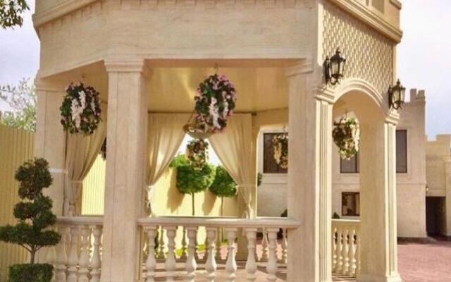 Stary Zamok Hotel