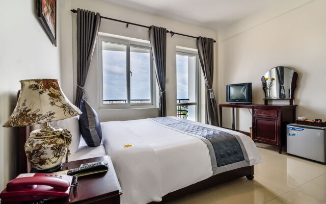Baly Hotel