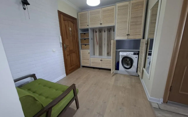 Prostornaya na Grebnom Kanale s Vidom na Gorod Flat