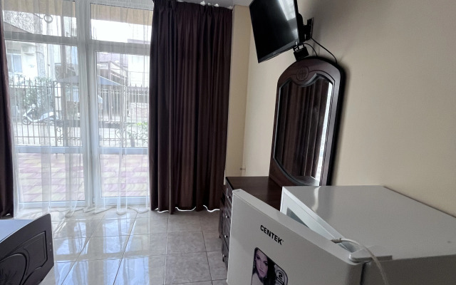 Hristaki Guest House