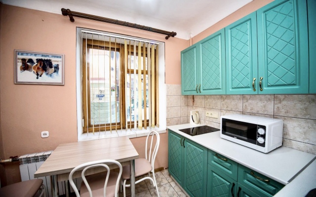 Tryokhkomnatnaya Kvartira Zhd Vokzal Apartments