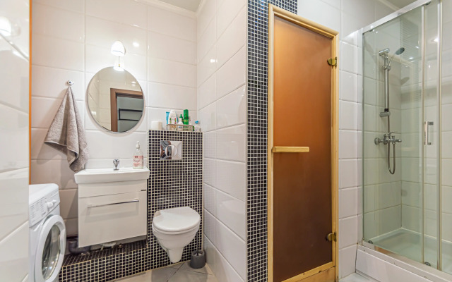 Апартаменты 1-к Квартира на Лукачева 4