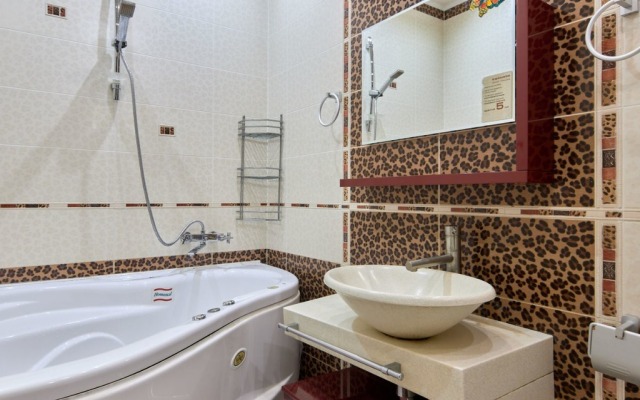 2-kh Urovnevye Apartamenty u metro Sukonnaya Sloboda