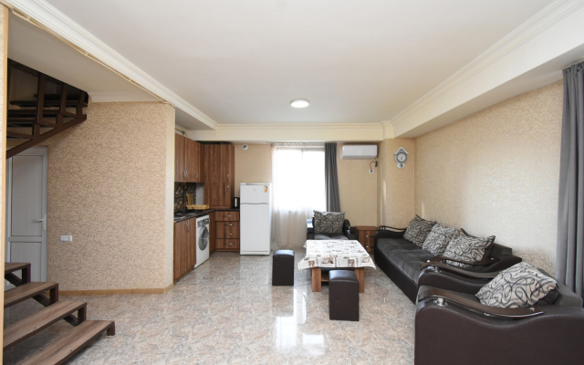 V Serdtse Goroda Dlya Polnotsennogo Otdykha Flat