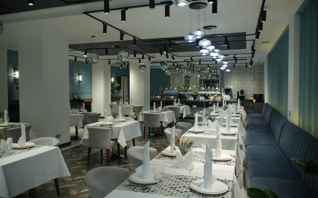 Green Park Hotel