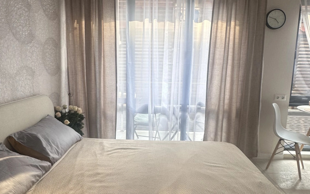 U morya v Madrid Park 2 Apartments