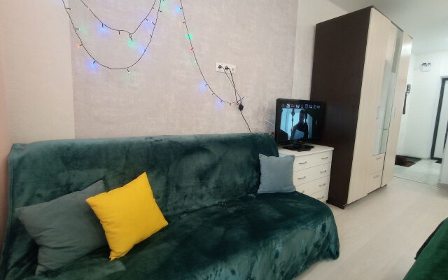 Live-In-Comfort Na Vysotnoy 9-17 Flat