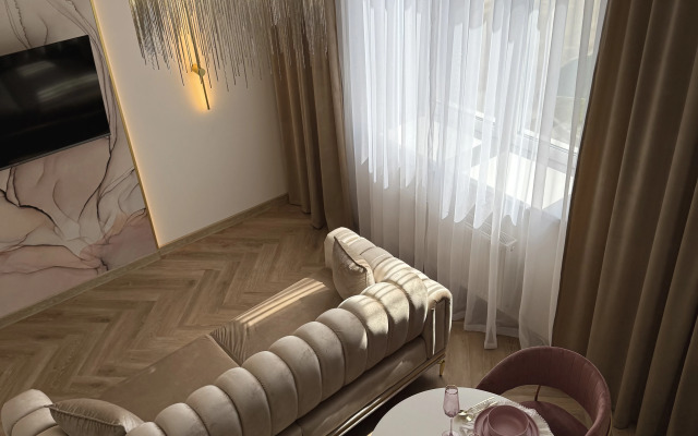 Апартаменты Двухуровневая студия KrasLoft в ЖК Преображенский на троих