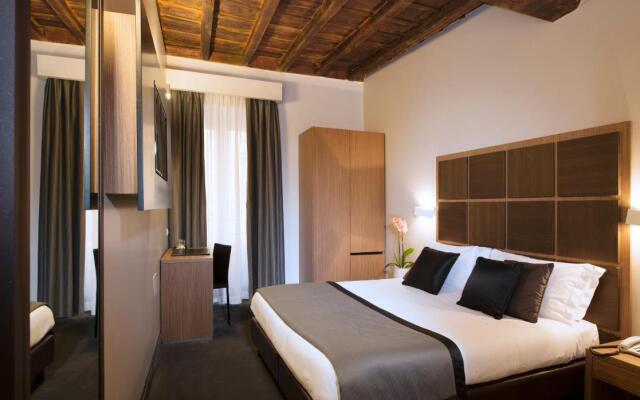 Hotel Trevi