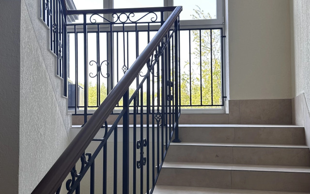 Uyutnaya kvartira na poberezhye Zelenogradska Flat