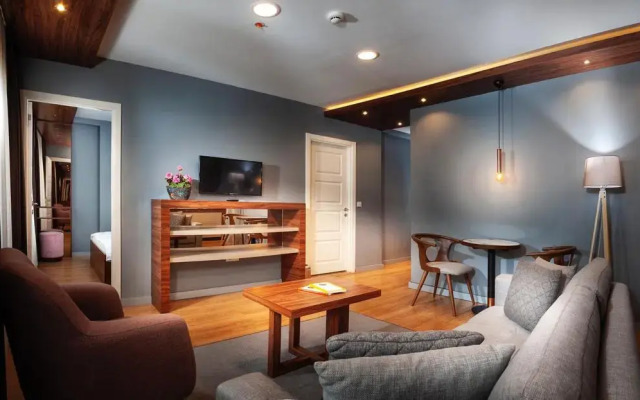 Vitabella Suites Hotel