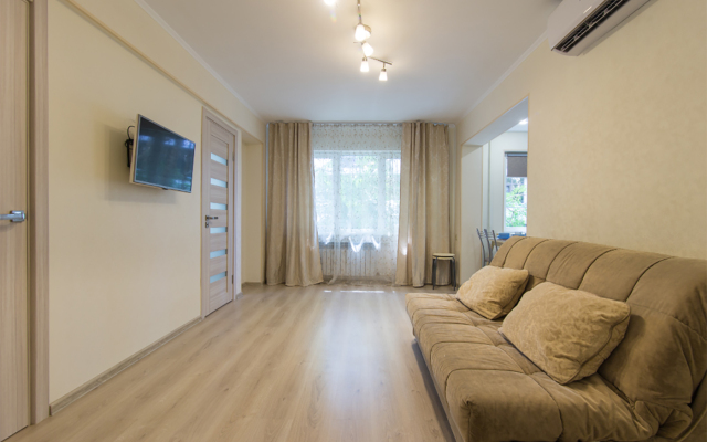 Квартира Цвет Моря Семейная 3-Комнатная