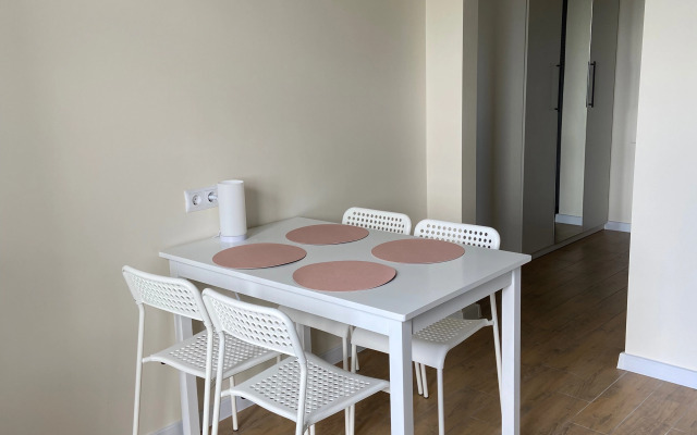 S Vidom Na More I Na Neveroyatnye Zakaty Flat