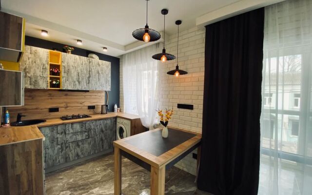 Апартаменты Современные на улице Коммунаров