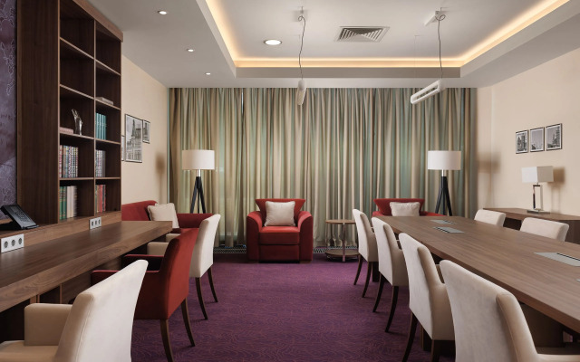 Отель Hampton By Hilton Москва Строгино