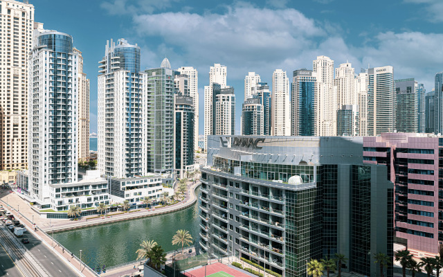 Luxury and Spacious Full Marina View Flat