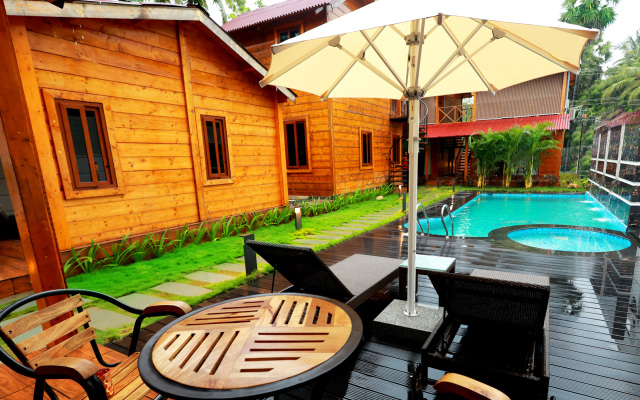 Resort Wooden ECR Sea Resort