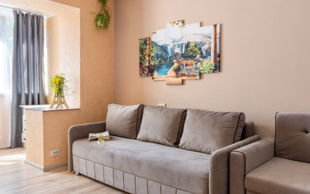 Квартира уютная на Велинградской 21