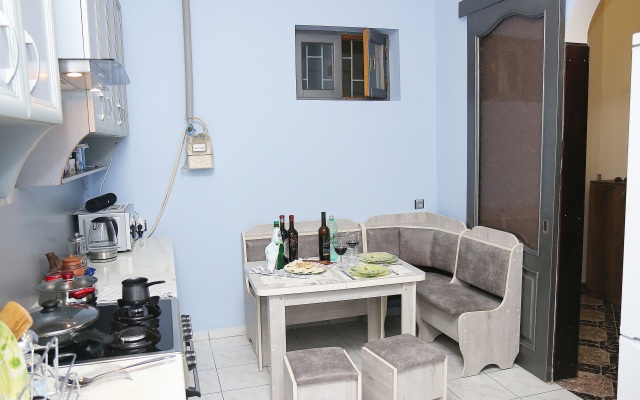 Ot Russkoj Sluzhbyi Servisa Guest House
