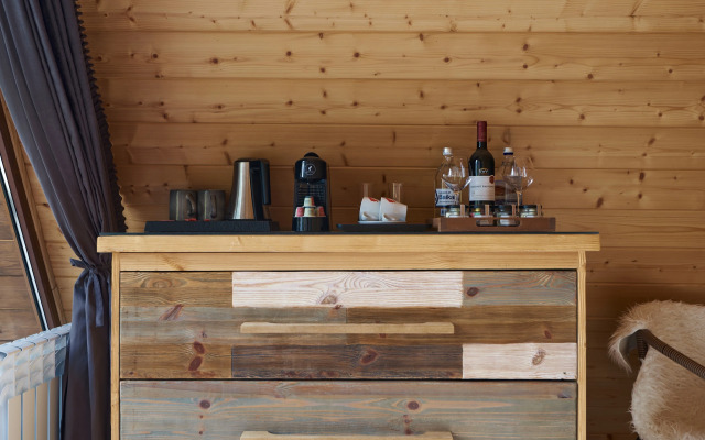 Hills 1200. Residence. Bany. Hotel