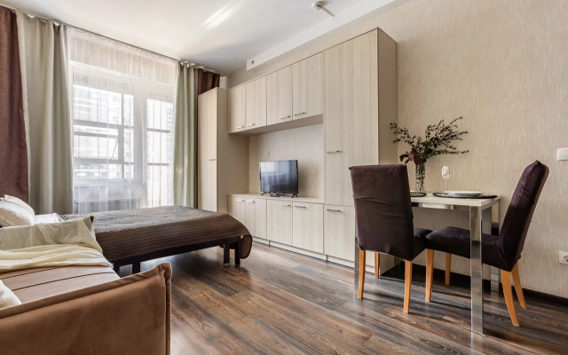 Prostornaya studiya V Zhk Salut Apartments