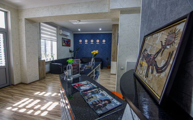 LEVEL Hotel